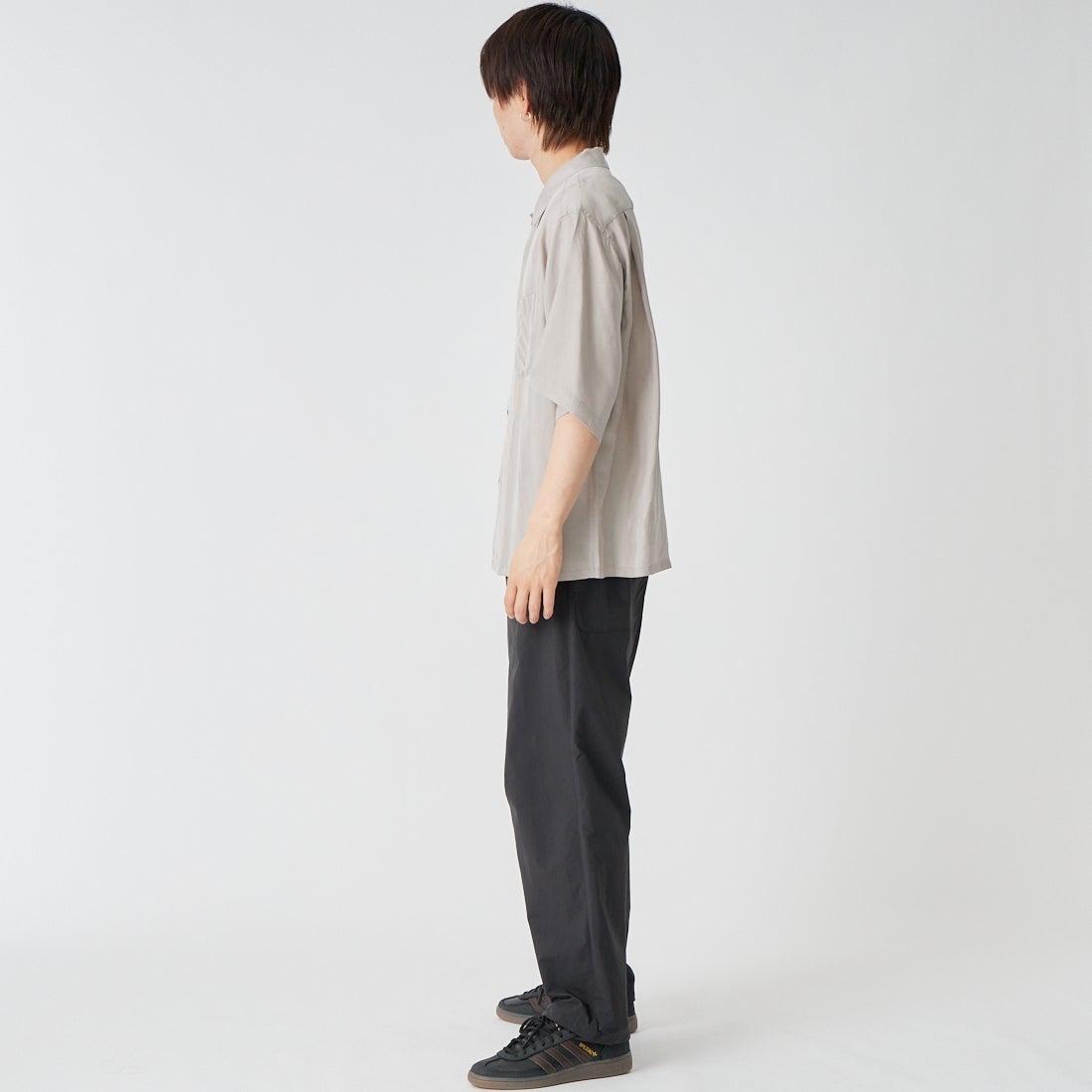 DAN RIVER [ダンリバー] 別注 ソリッドショートスリーブシャツ [DR26S001-JF] GREY &&モデル身長：177cm 着用サイズ：M&&