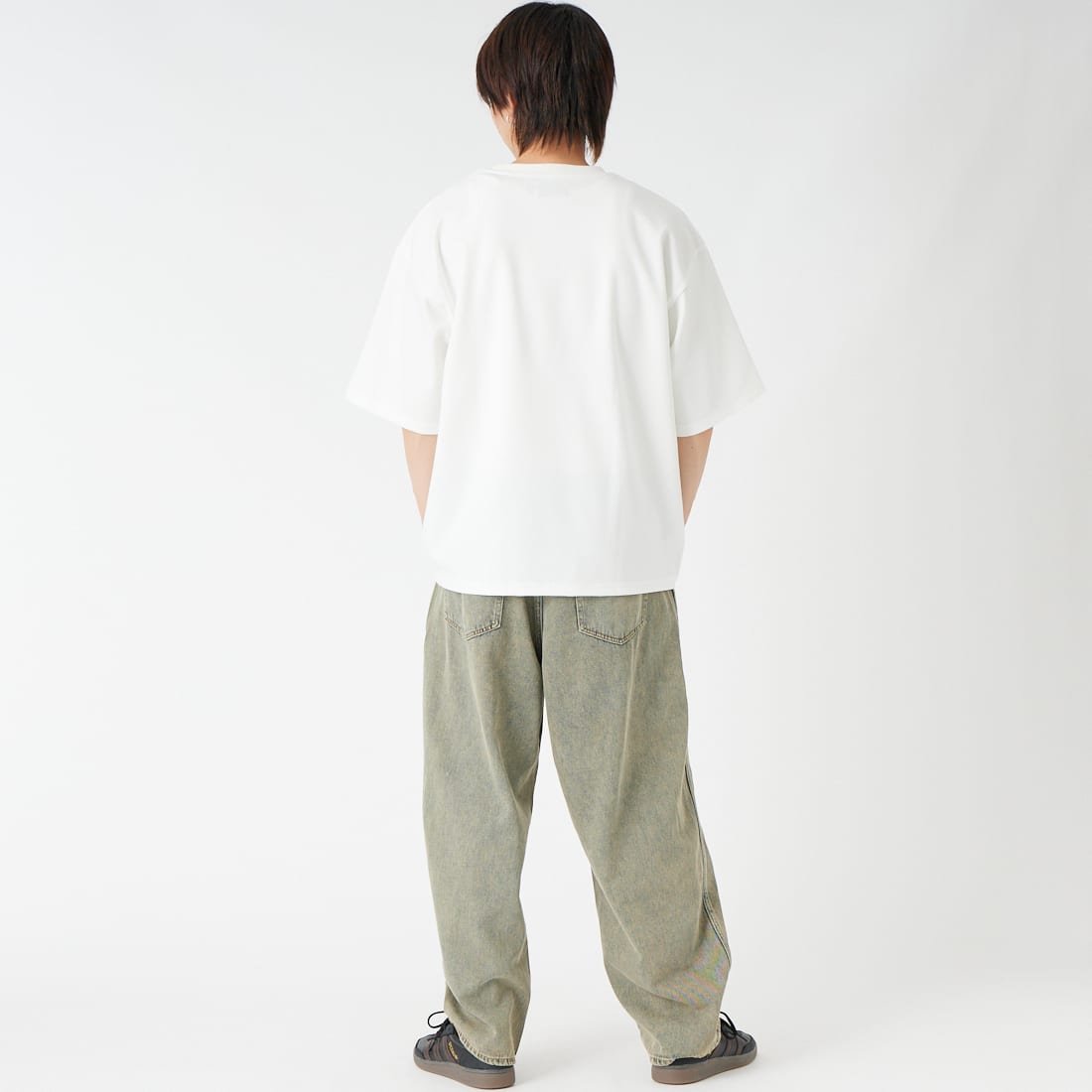 33Degrees [サーティースリーディグリーズ] ショートスリーブポンチ刺繍Tシャツ [26152JF] OFF ﾌﾚﾌﾞﾙ &&モデル身長：177cm 着用サイズ：L&&
