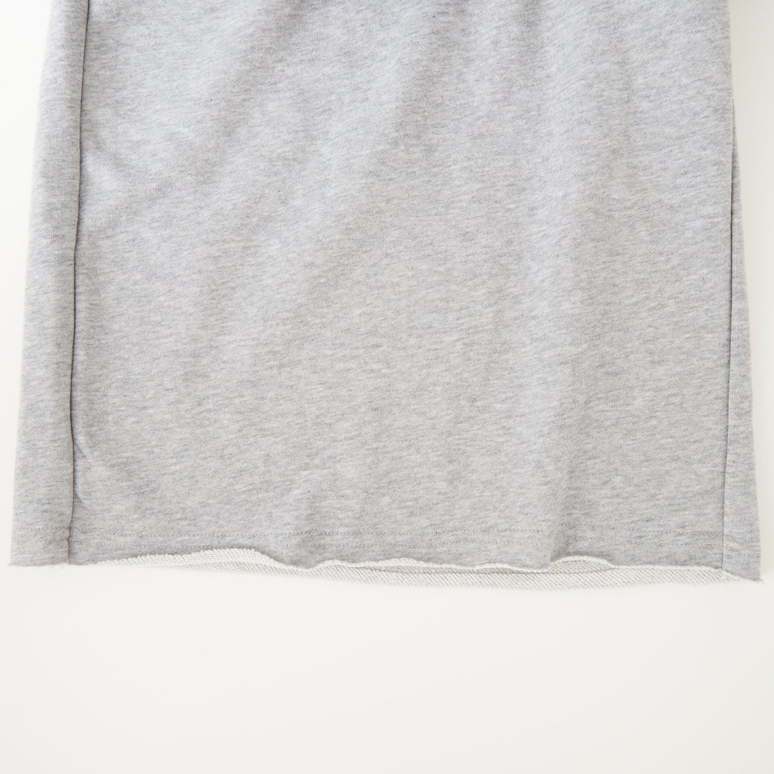 Noir Fabrik [ヌワールファブリック] スウェットクロップドパンツ [NF-262-021] GREY