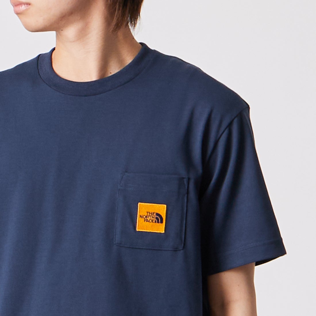 THE NORTH FACE [ザ ノースフェイス] ショートスリーブスクエアロゴポケットTシャツ [NT82541] UN &&モデル身長：177cm 着用サイズ：M&&ACE [ザ ノースフェイス] ショートスリーブスクエアロゴポケットTシャツ [NT82541]