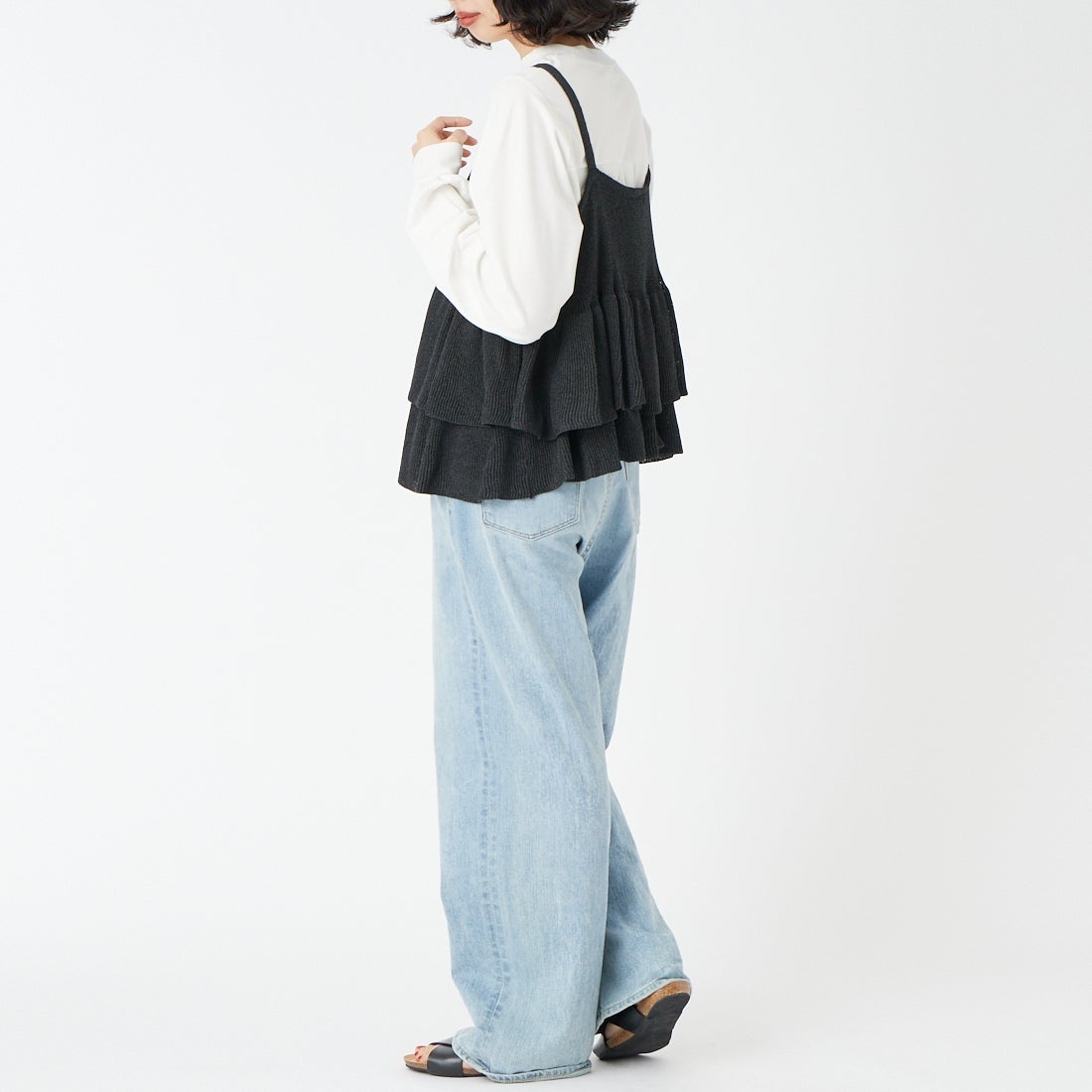 Jeans Factory Clothes [ジーンズファクトリークローズ] ペプラムニットキャミビスチェ [11268819] 004 ﾌﾞﾗｯｸ &&モデル身長：162cm 着用サイズ：F&&