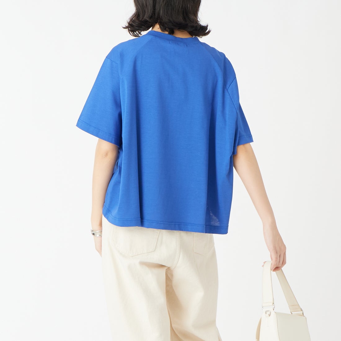 Jeans Factory Clothes [ジーンズファクトリークローズ] バックタックワイドTシャツ [21268053] 070 ﾌﾞﾙｰ &&モデル身長：162cm 着用サイズ：F&&