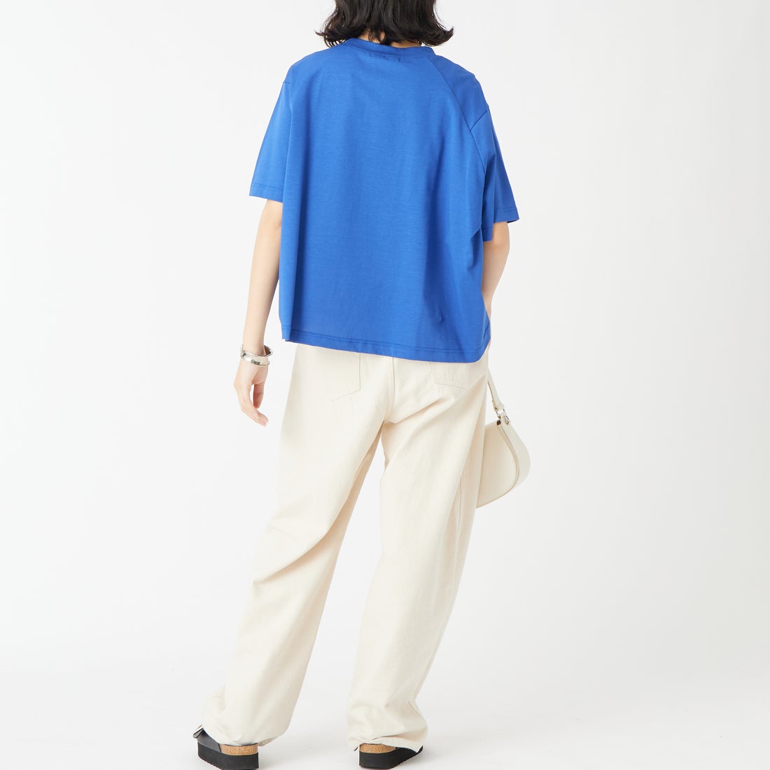 Jeans Factory Clothes [ジーンズファクトリークローズ] バックタックワイドTシャツ [21268053] 070 ﾌﾞﾙｰ &&モデル身長：162cm 着用サイズ：F&&
