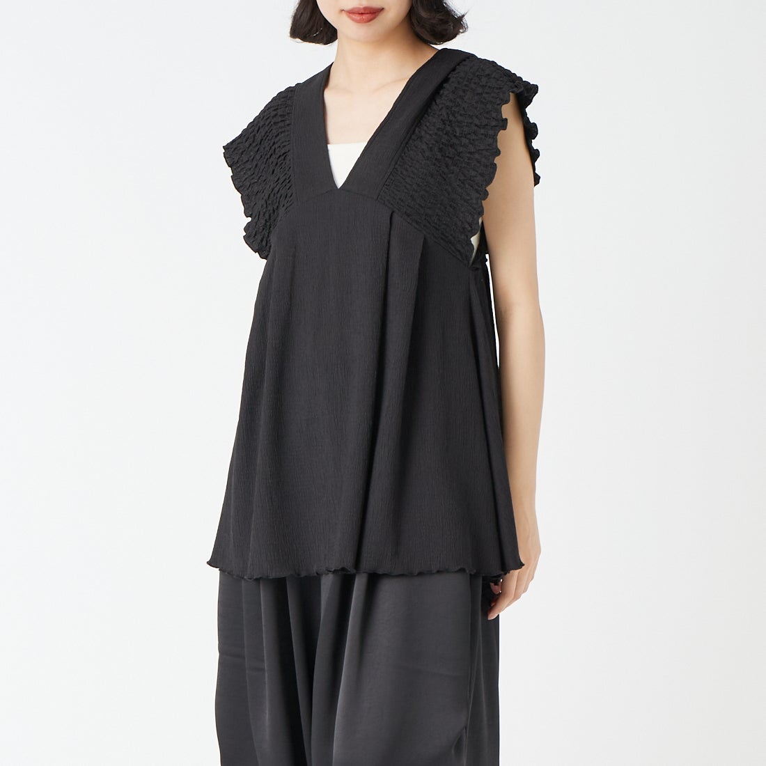 ﾌﾞﾗｯｸ&&モデル身長：162cm 着用サイズ：F&&