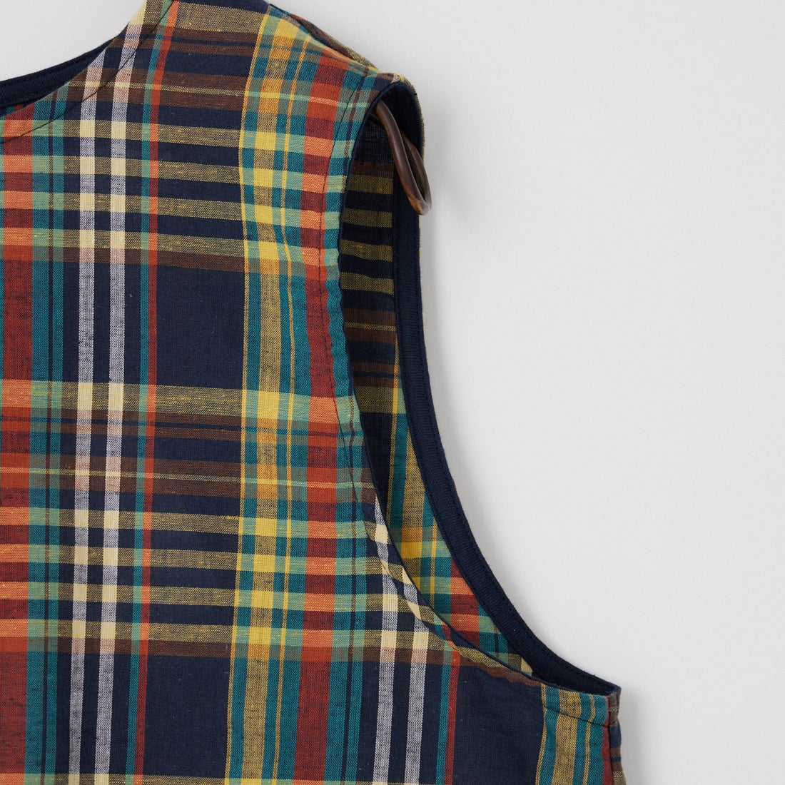 me. [ミードット] マドラスチェック スリーブレスプルオーバー [ME-26100] 279 NAVY