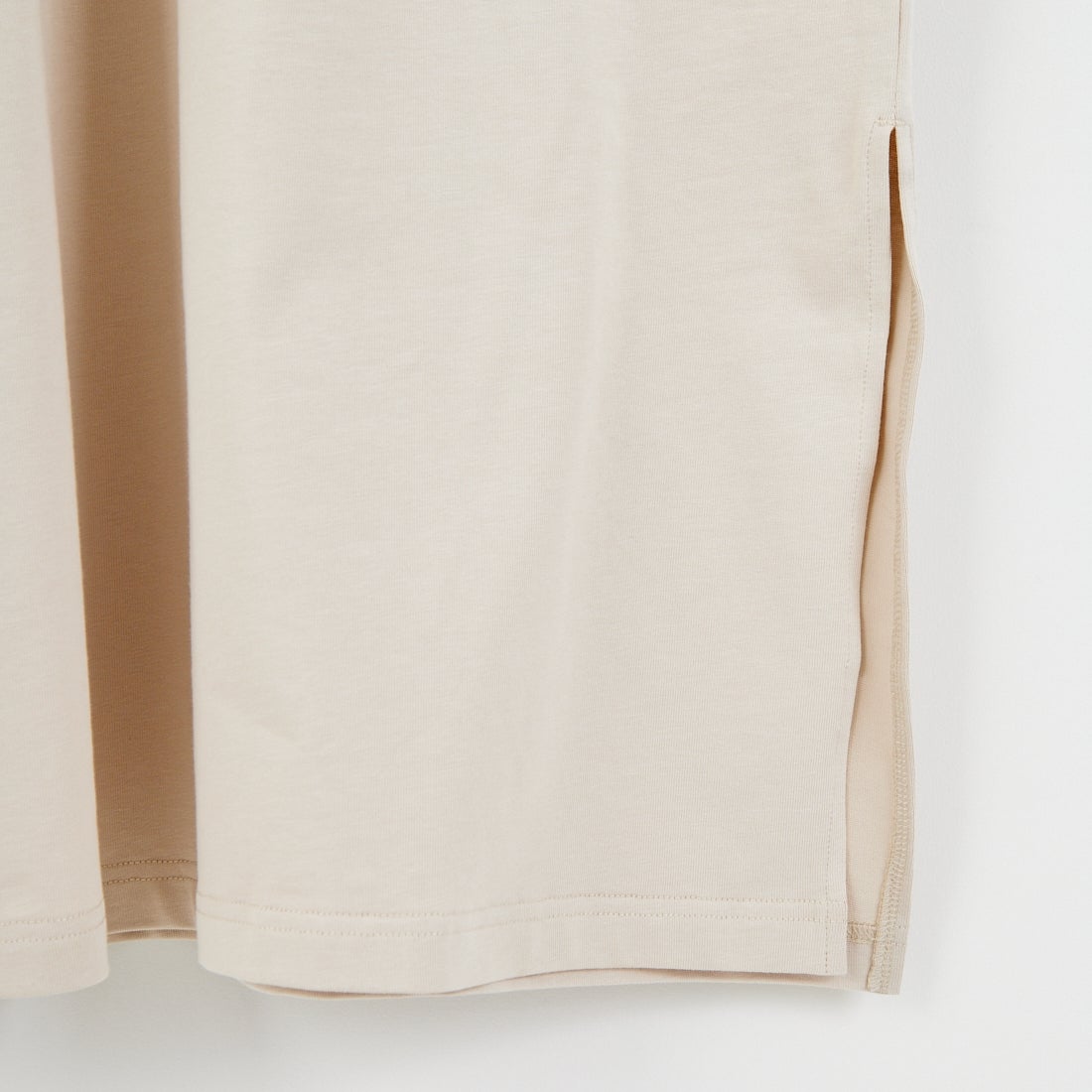 UNIVERSAL OVERALL [ユニバーサルオーバーオール] 別注 フロッキーワンポイントロゴ ノースリーブ マキシ丈ワンピース [U2612807IN-JF] GREIGE