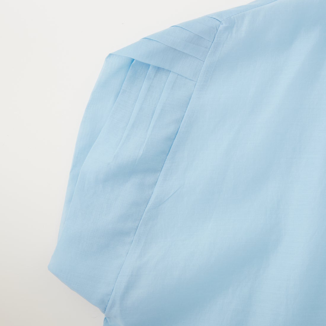 CLOCHE [クロシェ] 袖タックシアーブラウス [61285668] ｻｯｸｽ