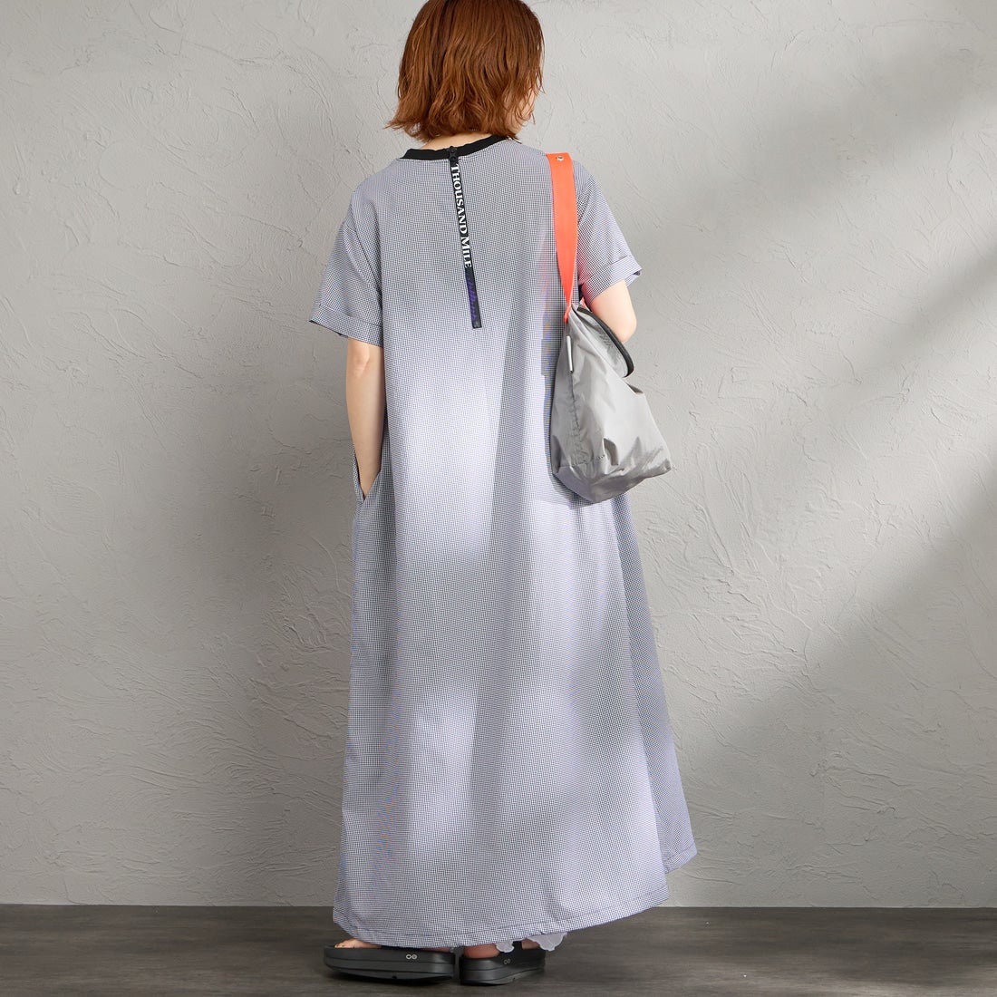 THOUSAND MILE [サウザンド マイル] 別注 ハイエアー バックジップ チェックショートスリーブワンピース [TM261CK50832-JF] 91 BLK CK &&モデル身長：158cm 着用サイズ：F&&