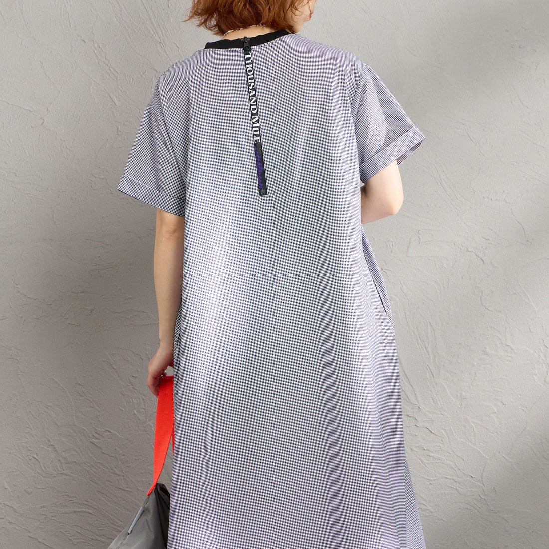 THOUSAND MILE [サウザンド マイル] 別注 ハイエアー バックジップ チェックショートスリーブワンピース [TM261CK50832-JF] 91 BLK CK &&モデル身長：158cm 着用サイズ：F&&