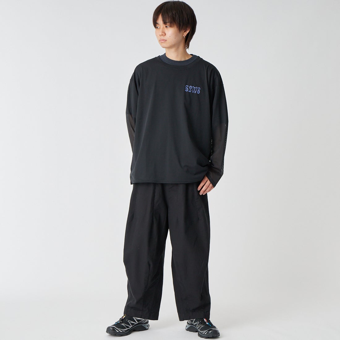 South2West8 [サウスツーウエストエイト] ロングスリーブ クルーネックメッシュTシャツ [SX720] D BLACK &&モデル身長：177cm 着用サイズ：M&&