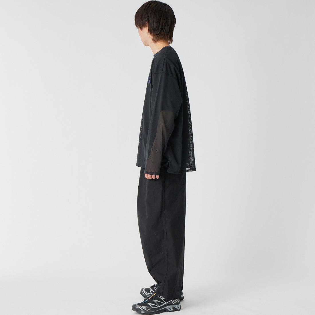 South2West8 [サウスツーウエストエイト] ロングスリーブ クルーネックメッシュTシャツ [SX720] D BLACK &&モデル身長：177cm 着用サイズ：M&&