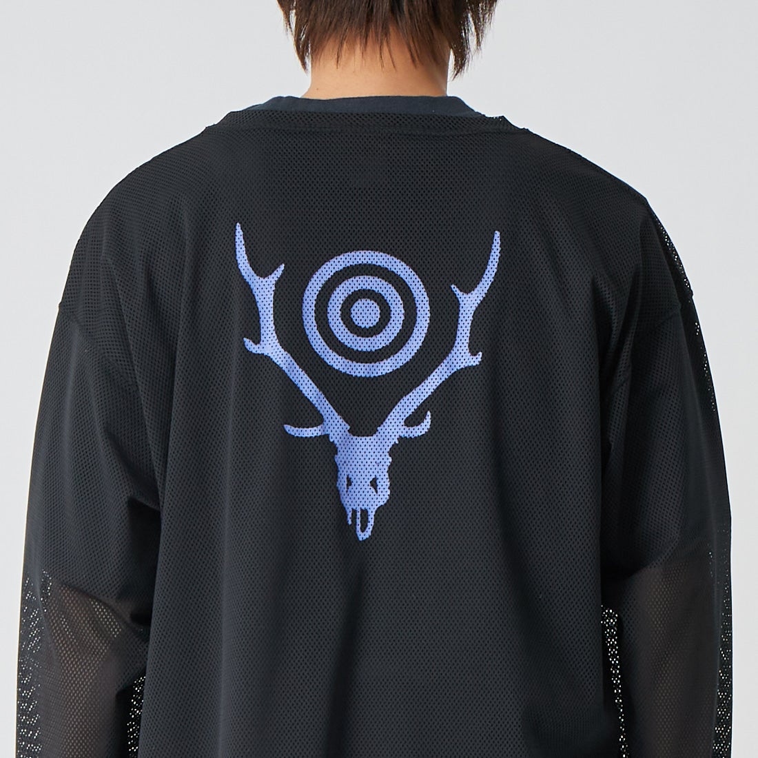 South2West8 [サウスツーウエストエイト] ロングスリーブ クルーネックメッシュTシャツ [SX720] D BLACK &&モデル身長：177cm 着用サイズ：M&&