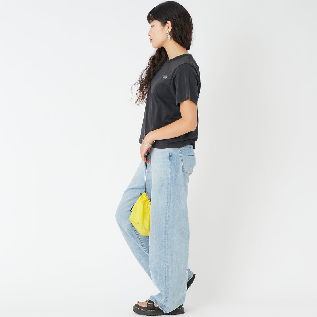 THE NORTH FACE [ザ ノースフェイス] GAR タイポグラフィックカラードショートスリーブTシャツ [NT32668] K &&モデル身長：162cm 着用サイズ：WL&&
