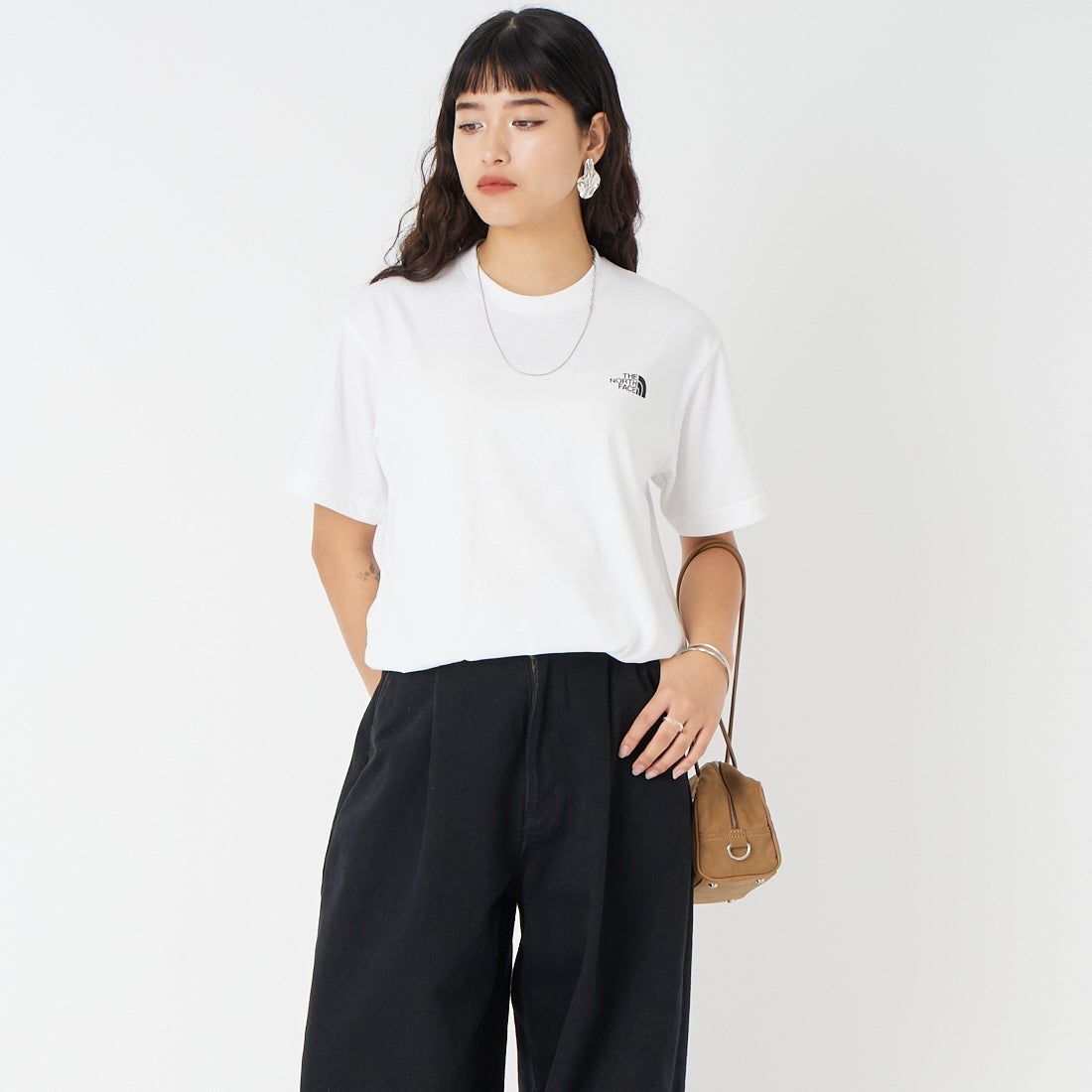 THE NORTH FACE [ザ ノースフェイス] ショートスリーブ ジャーニーヒストリーTシャツ [NT32643] W &&モデル身長：162cm 着用サイズ：S&&