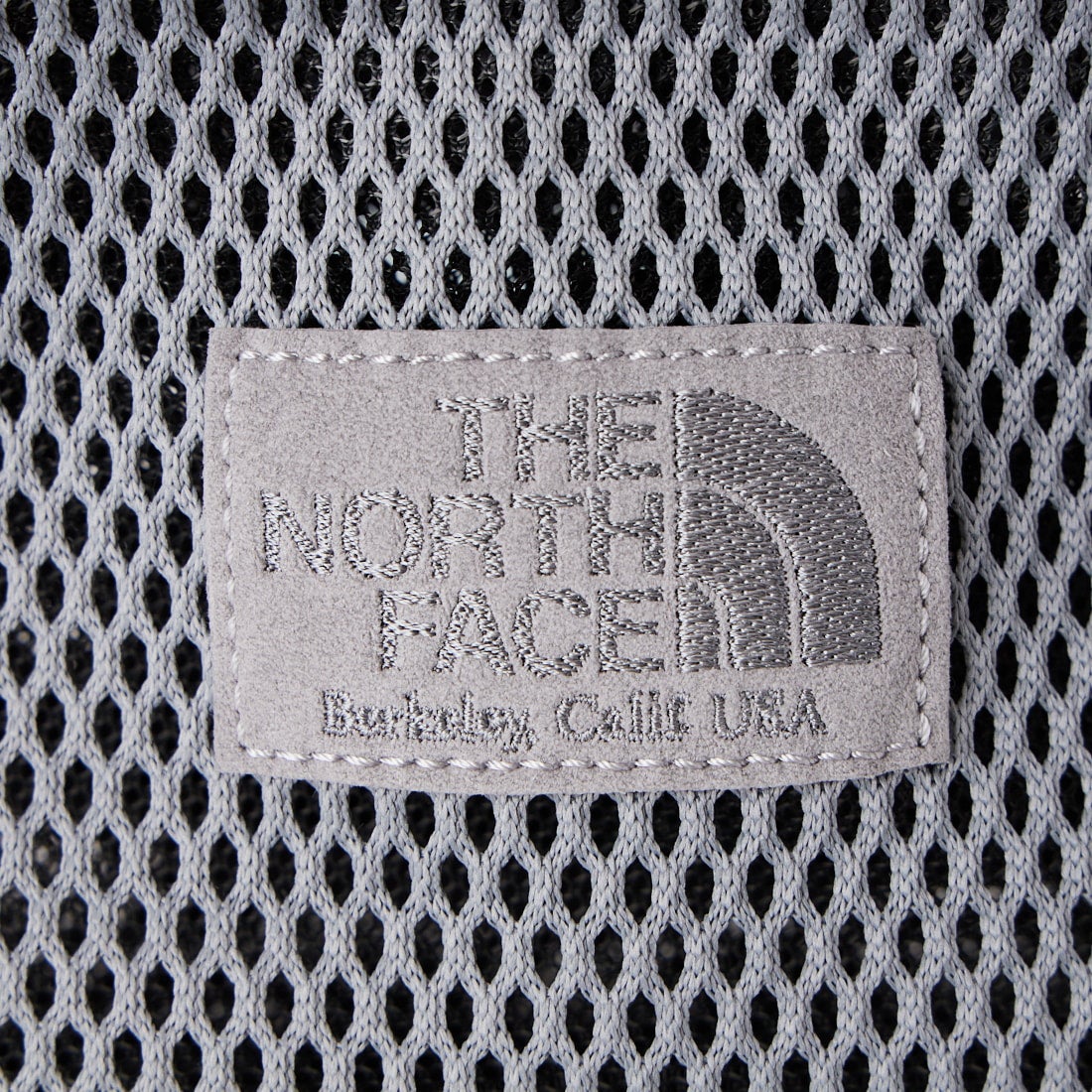 THE NORTH FACE PURPLE LABEL [ザ ノースフェイス パープルレーベル] メッシュフィールドスモールショルダーバッグ [N26SU047] AH ASPHALT