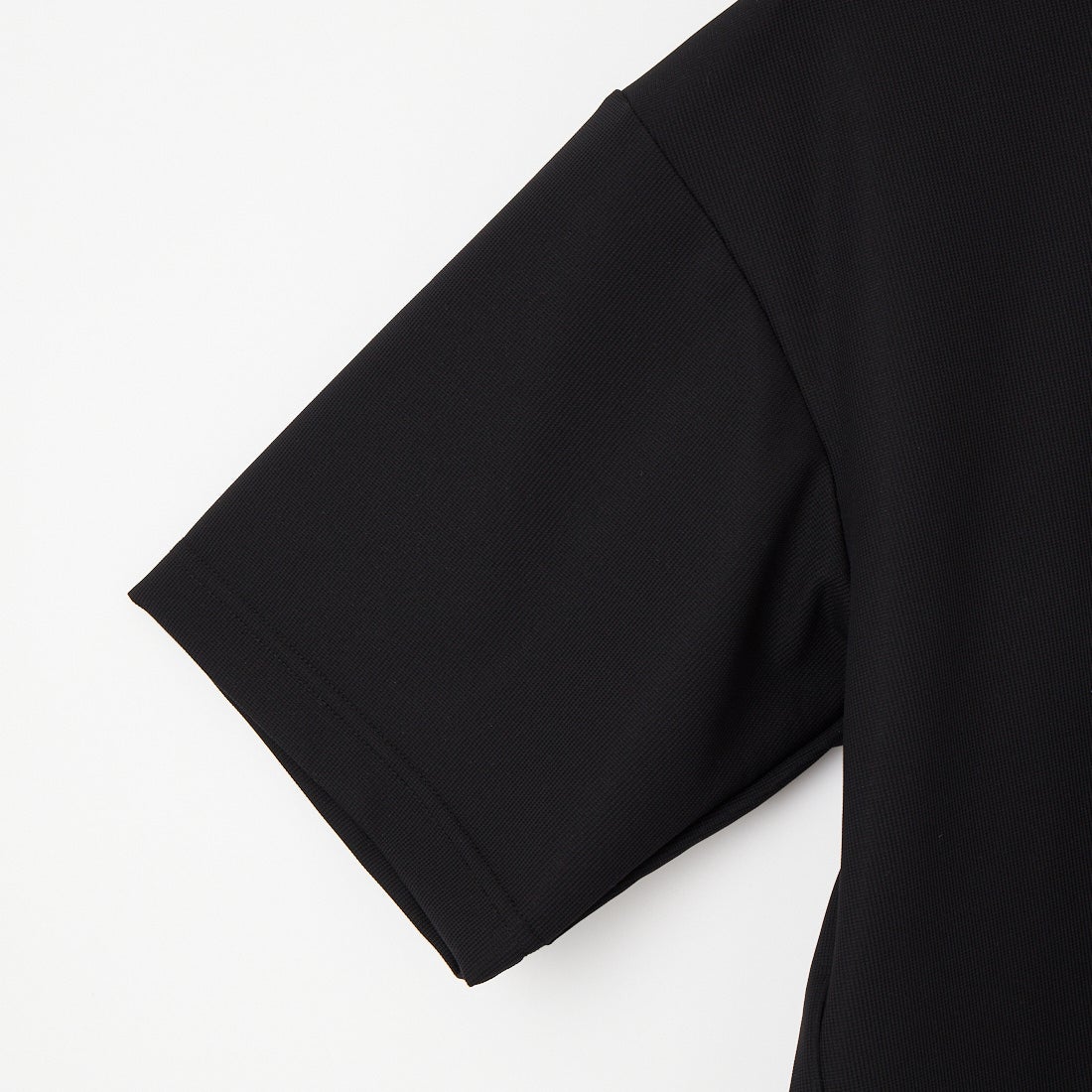 MARK & LONA [マークアンドロナ] ナイロンワッフル ブラックレターロゴ モックネックTシャツ [MLM-6A-AA07] BLACK