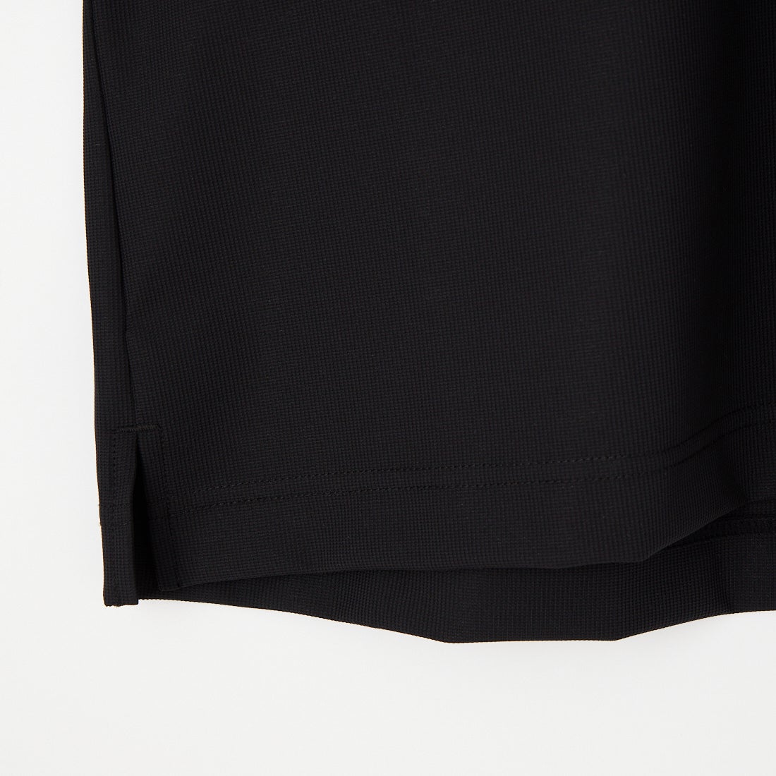 MARK & LONA [マークアンドロナ] ナイロンワッフル ブラックレターロゴ モックネックTシャツ [MLM-6A-AA07] BLACK