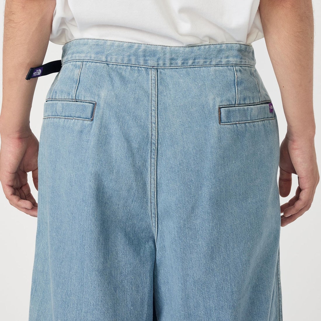 THE NORTH FACE PURPLE LABEL [ザ ノースフェイス パープルレーベル] デニムタックフィールドショーツ [N26SD074] IB INDIGO &&モデル身長：177cm 着用サイズ：32&&