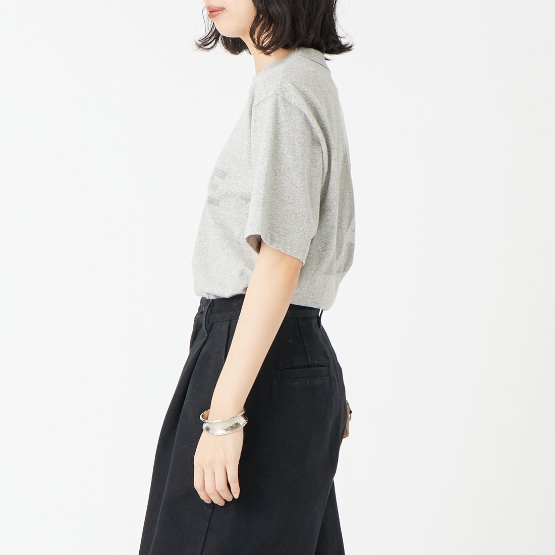 blurhms ROOTSTOCK [ブラームス ルーツストック] ARMEE 88/12スタンダードプリントTシャツ [BROOTS25S35S26C] 02 H.GREY &&モデル身長：162cm 着用サイズ：0&&