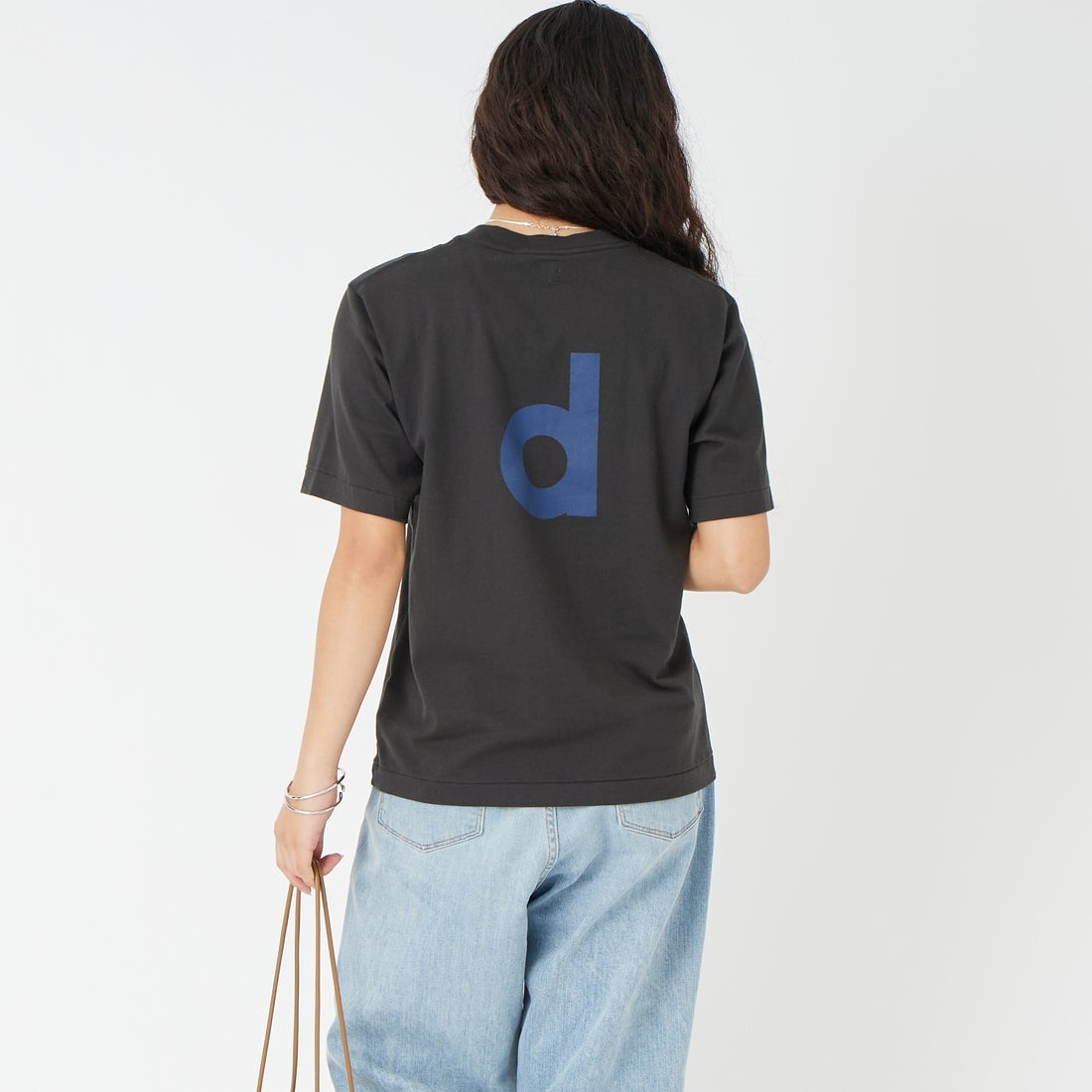 blurhms ROOTSTOCK [ブラームス ルーツストック] BD スタンダードプリントTシャツ [BROOTS25S33S26A] 03 BLK/BLU &&モデル身長：162cm 着用サイズ：0&&