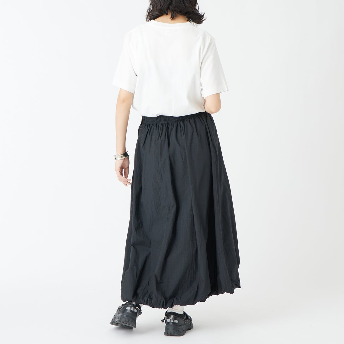blurhms ROOTSTOCK [ブラームス ルーツストック] B スタンダードパッチTシャツ [BROOTS25S33S26C] 01 WHT/RED &&モデル身長：162cm 着用サイズ：0&&