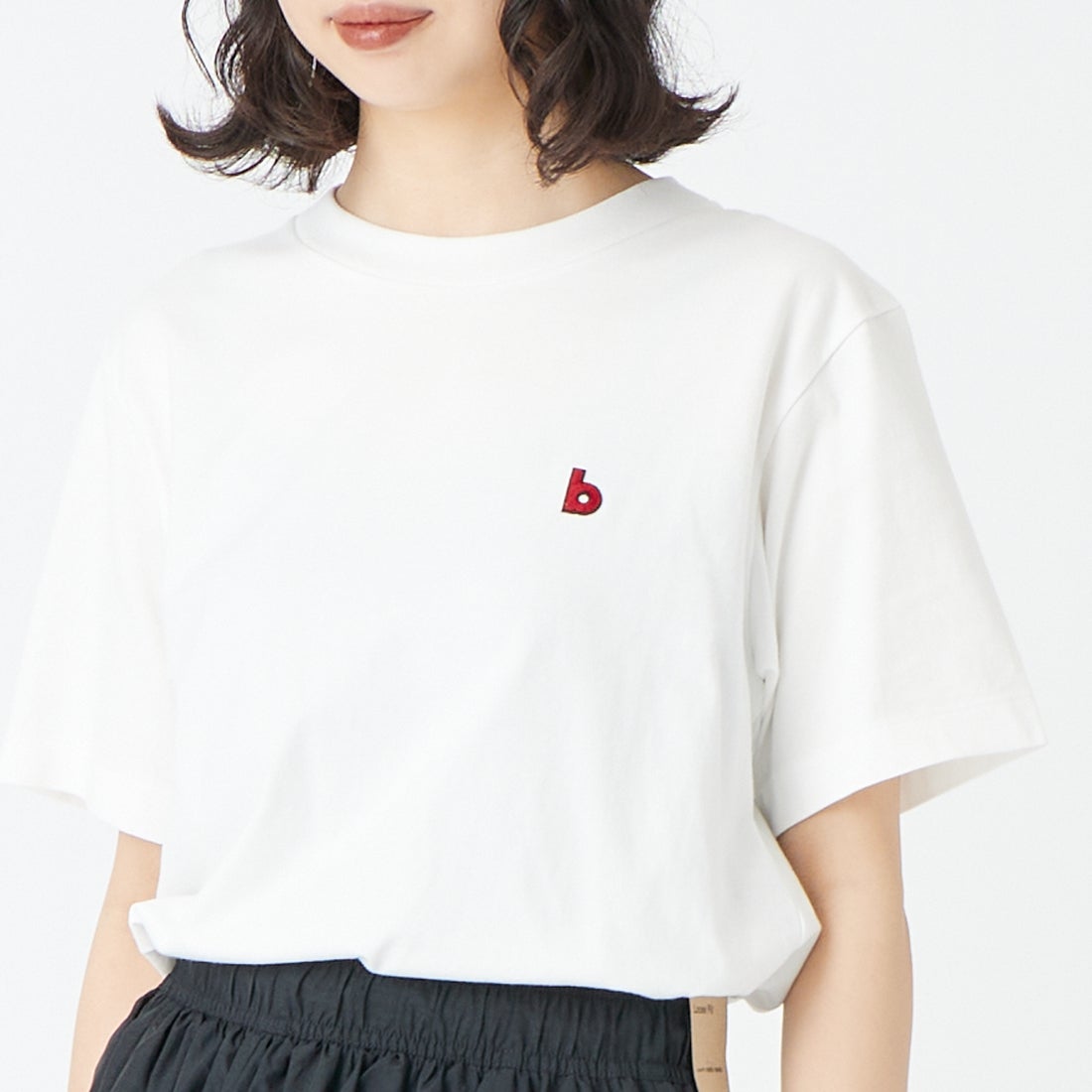 blurhms ROOTSTOCK [ブラームス ルーツストック] B スタンダードパッチTシャツ [BROOTS25S33S26C] 01 WHT/RED &&モデル身長：162cm 着用サイズ：0&&