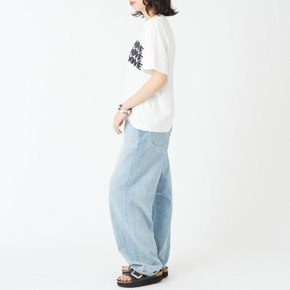 blurhms ROOTSTOCK [ブラームス ルーツストック] RAREGROOVE スタンダードプリントTシャツ [BROOTS25S33S26B] 02 WHT/BLK &&モデル身長：162cm 着用サイズ：0&&