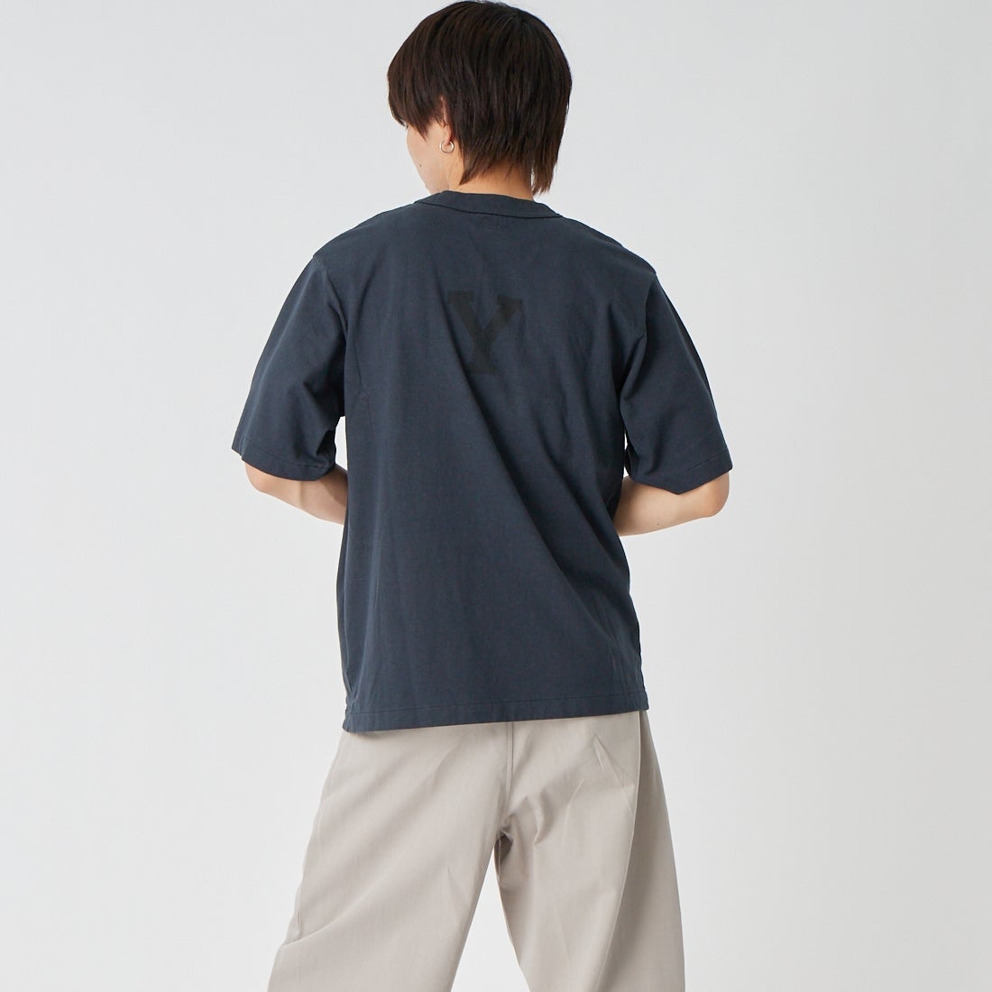 blurhms ROOTSTOCK [ブラームス ルーツストック] ALE-Y 88/12スタンダードプリントTシャツ [BROOTS25S35S26A] 03 NIGHT B &&モデル身長：177cm 着用サイズ：2&&
