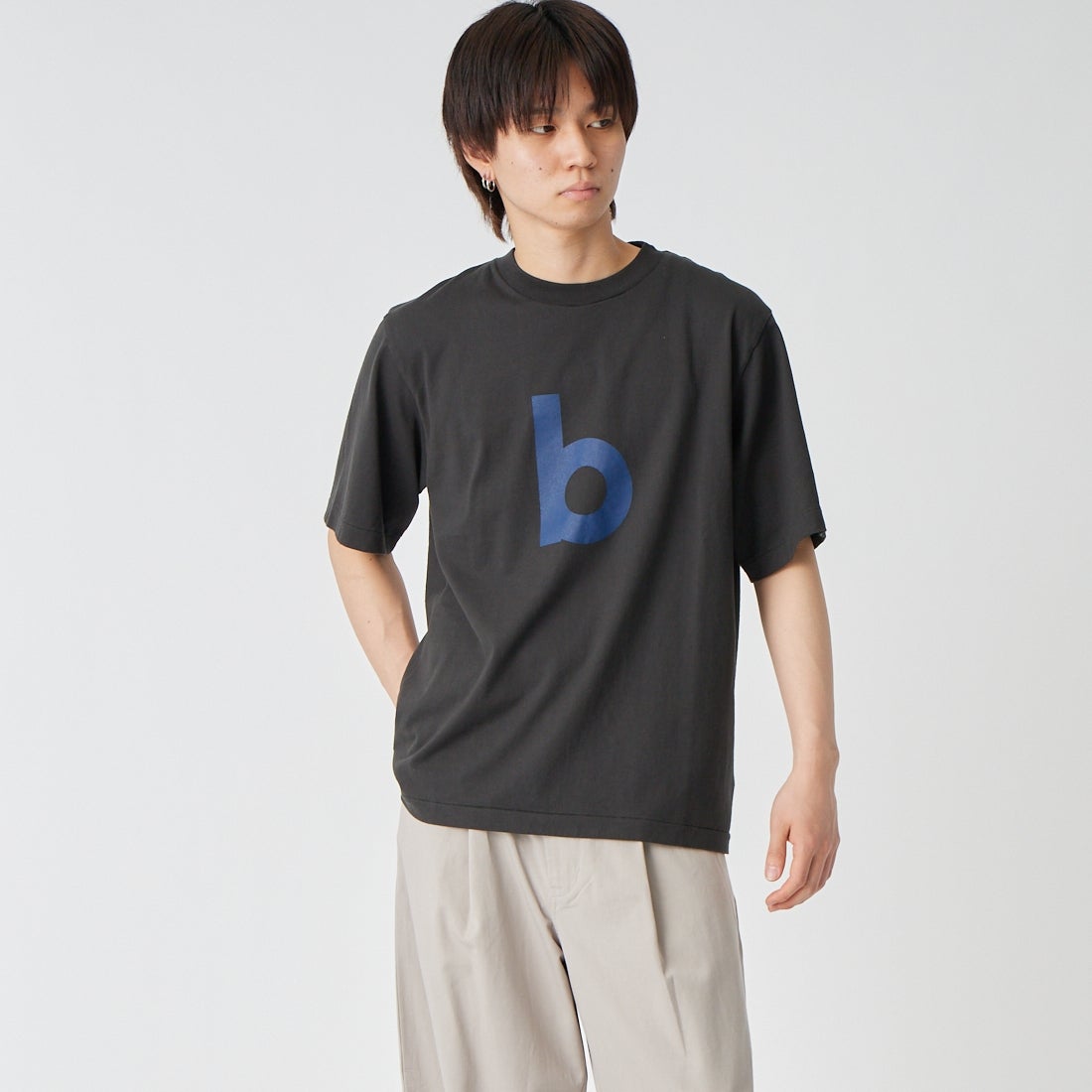blurhms ROOTSTOCK [ブラームス ルーツストック] BD スタンダードプリントTシャツ [BROOTS25S33S26A] 03 BLK/BLU &&モデル身長：177cm 着用サイズ：2&&
