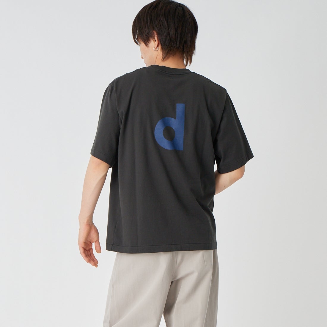 blurhms ROOTSTOCK [ブラームス ルーツストック] BD スタンダードプリントTシャツ [BROOTS25S33S26A] 03 BLK/BLU &&モデル身長：177cm 着用サイズ：2&&
