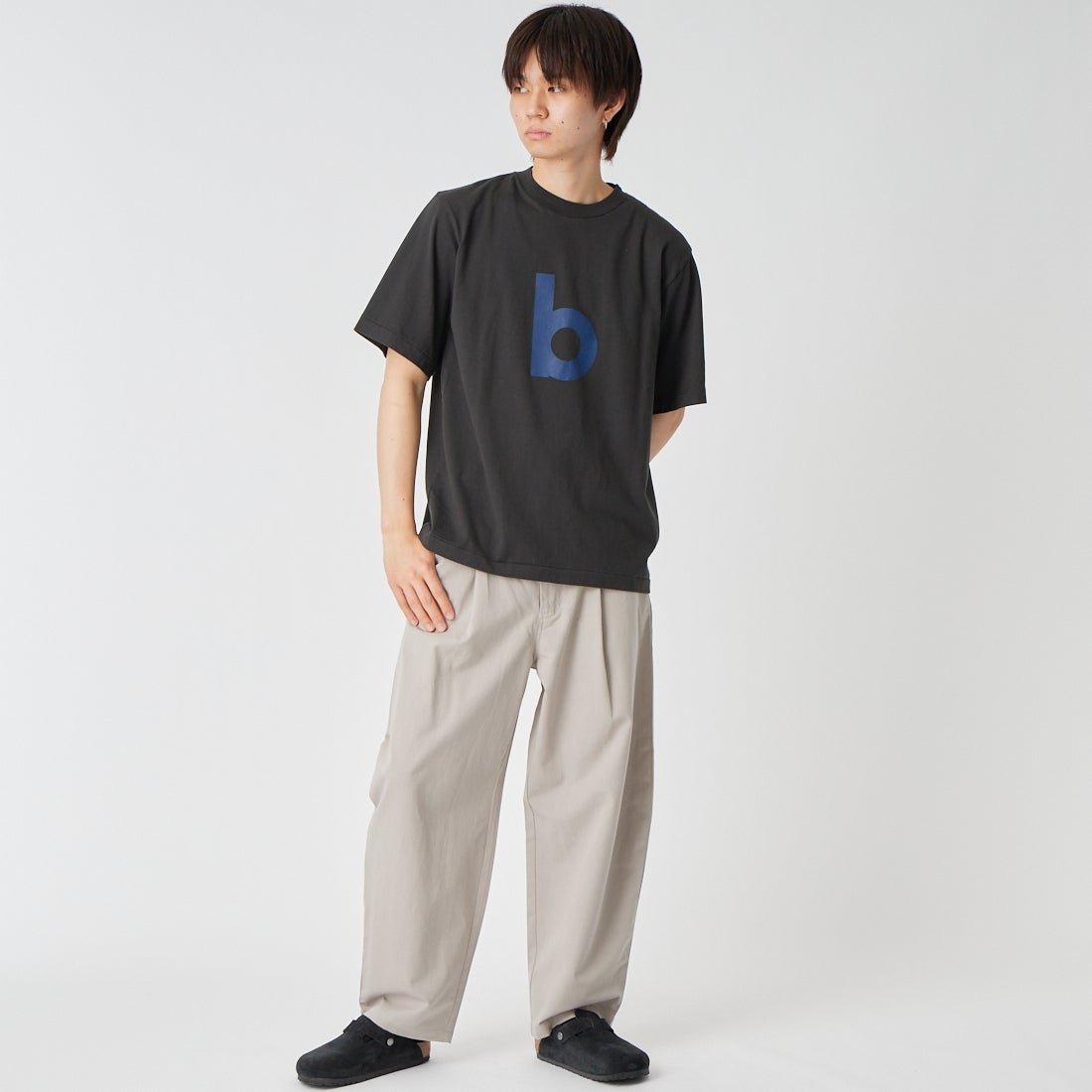 blurhms ROOTSTOCK [ブラームス ルーツストック] BD スタンダードプリントTシャツ [BROOTS25S33S26A] 03 BLK/BLU &&モデル身長：177cm 着用サイズ：2&&