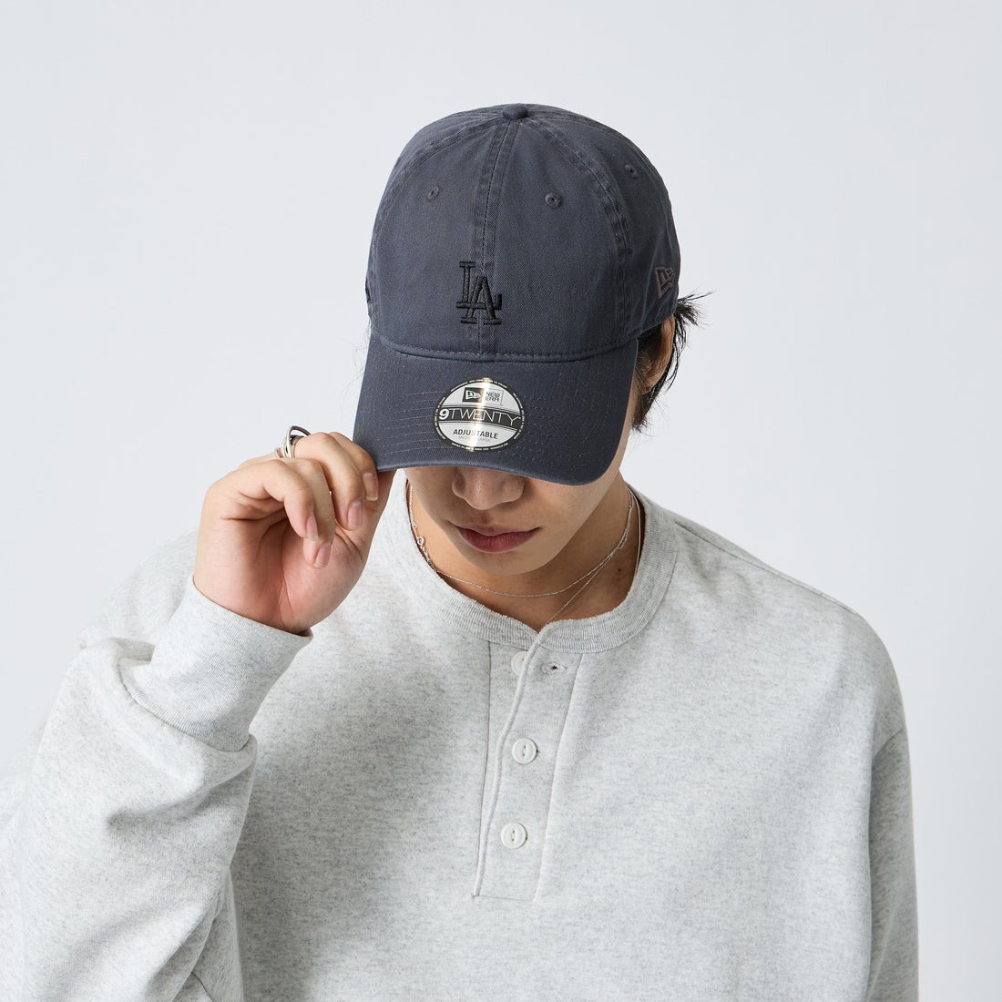 NEW ERA [ニューエラ] 別注 9TWENTY ベースボールキャップ ロサンゼルス・ドジャース [15156471-JF] CHARCOAL
