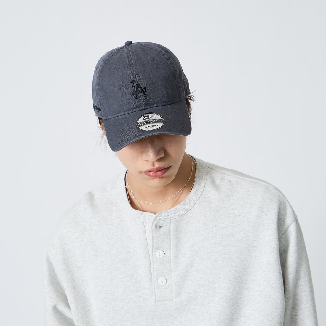 NEW ERA [ニューエラ] 別注 9TWENTY ベースボールキャップ ロサンゼルス・ドジャース [15156471-JF] CHARCOAL