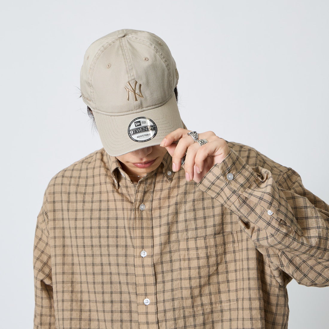 NEW ERA [ニューエラ] 別注 9TWENTY ベースボールキャップ ニューヨーク・ヤンキース [15156468-JF] BEIGE