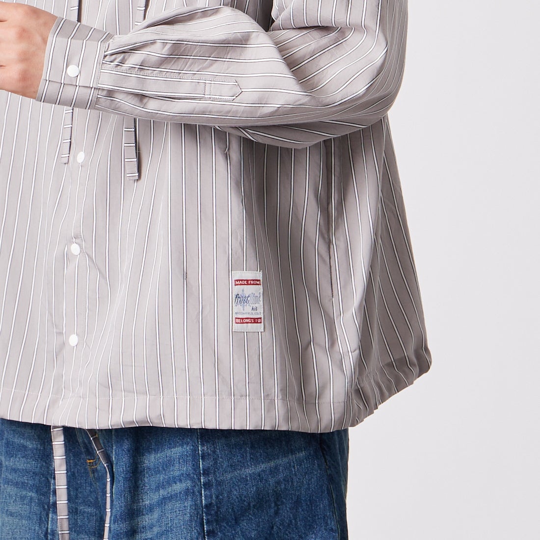 frostline [フロストライン] 別注 フードシャツ [FL1-SH-IN6-JF] GRAY ST &&モデル身長：177cm 着用サイズ：M&&