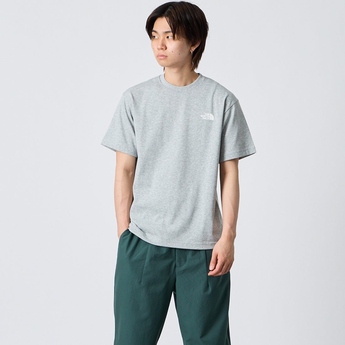THE NORTH FACE [ザ ノースフェイス] ショートスリーブ バンダナスクエアロゴTシャツ [NT32446] ZZ &&モデル身長：177cm 着用サイズ：M&&