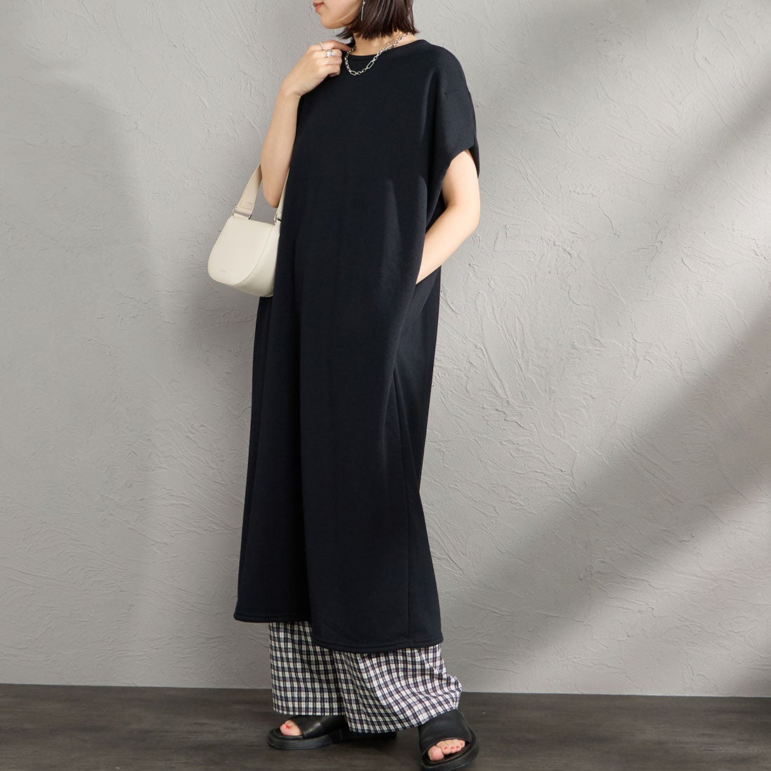 99 BLACK&&モデル身長：160cm 着用サイズ：F&&