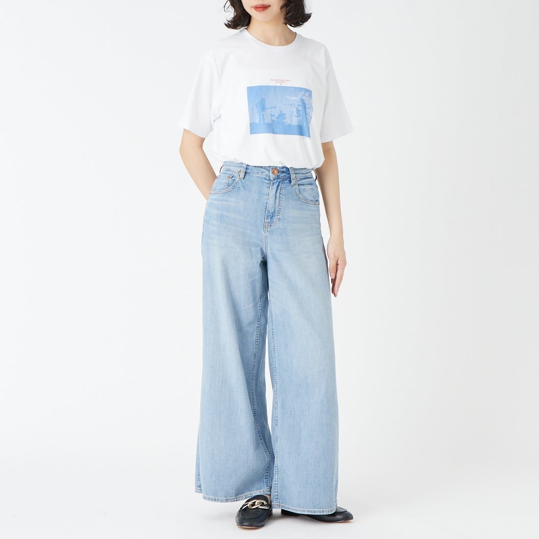 RED CARD TOKYO [レッドカード トーキョー] ワイドストレートデニム Relaxy Phoenix [78W144R01LTU] A-LT USED &&モデル身長：162cm 着用サイズ：22&&