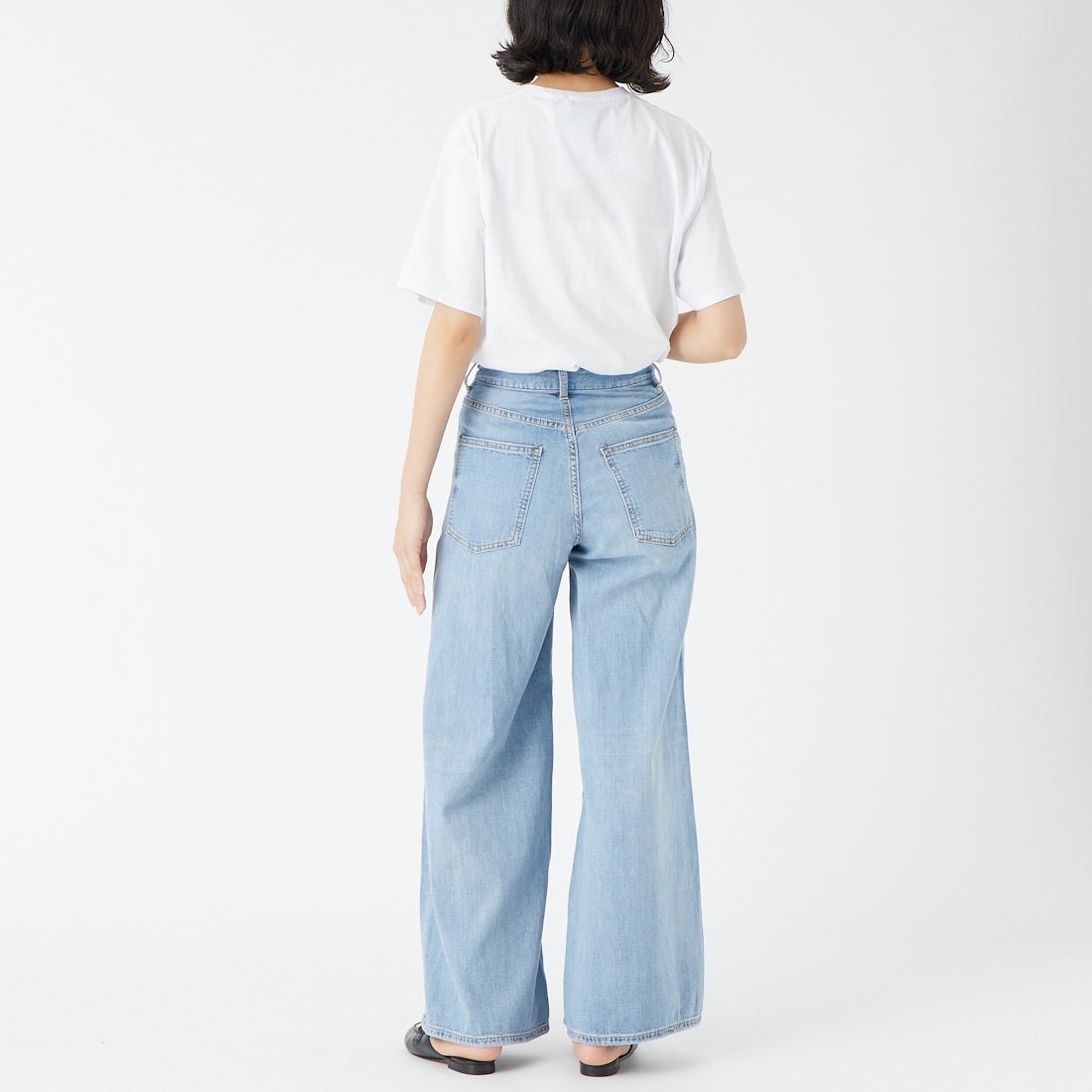 RED CARD TOKYO [レッドカード トーキョー] ワイドストレートデニム Relaxy Phoenix [78W144R01LTU] A-LT USED &&モデル身長：162cm 着用サイズ：22&&