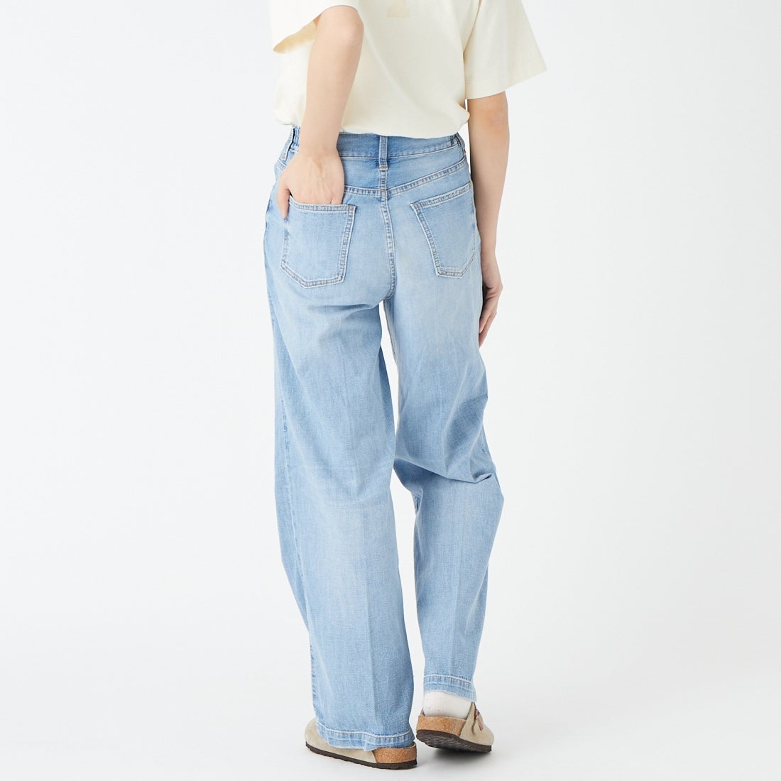 RED CARD TOKYO [レッドカード トーキョー] ワイドストレートデニム Relaxy Slogan [78W107R01LTU] A-LT USED &&モデル身長：162cm 着用サイズ：22&&