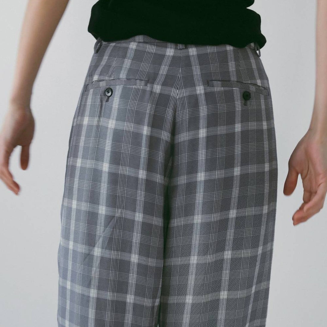 anuke [アンヌーク] チェックダブルタックパンツ [62610702] BLU