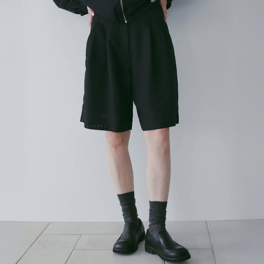 anuke [アンヌーク] タックハーフパンツ [62610716] NVY