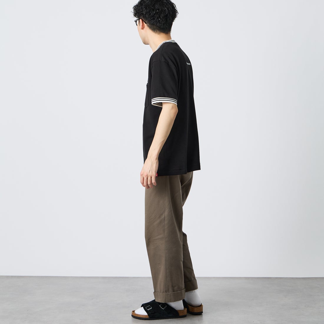 MANHATTAN PORTAGE [マンハッタンポーテージ] ショートスリーブTシャツ [26SS-MP-M642] BLACK &&モデル身長：167cm 着用サイズ：M&&