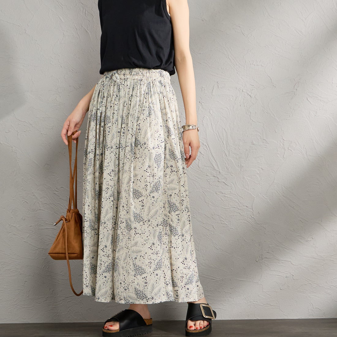 9339 GRY&&モデル身長：162cm 着用サイズ：2&&