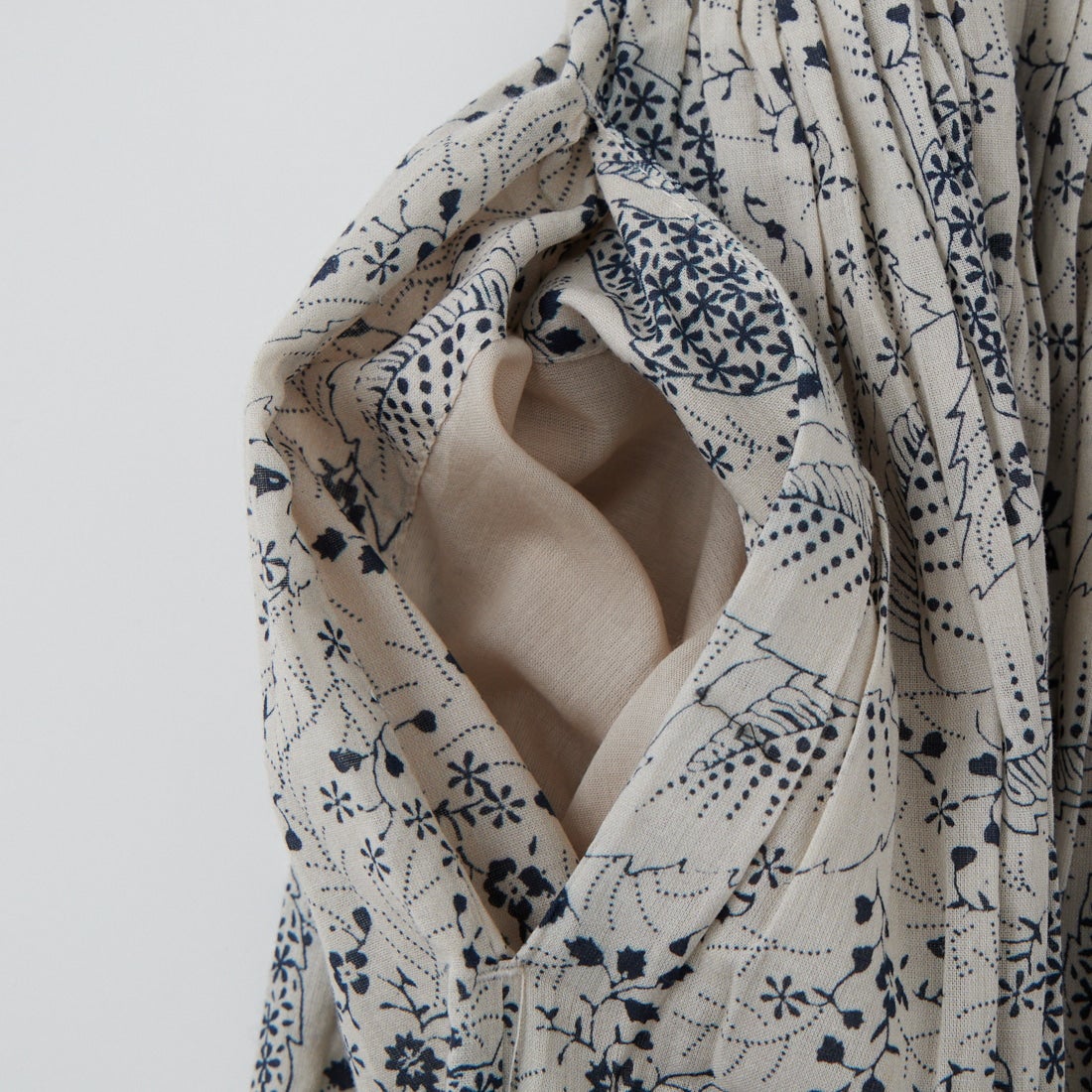 soil [ソイル] コットンボイル リーフ&フラワープリント ギャザースカート [NSL26065] 9339 GRY