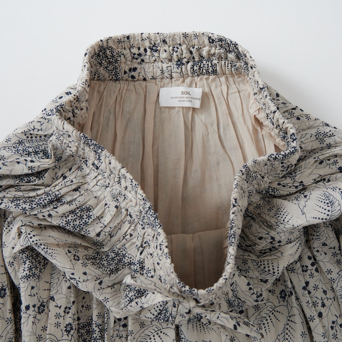 soil [ソイル] コットンボイル リーフ&フラワープリント ギャザースカート [NSL26065] 9339 GRY