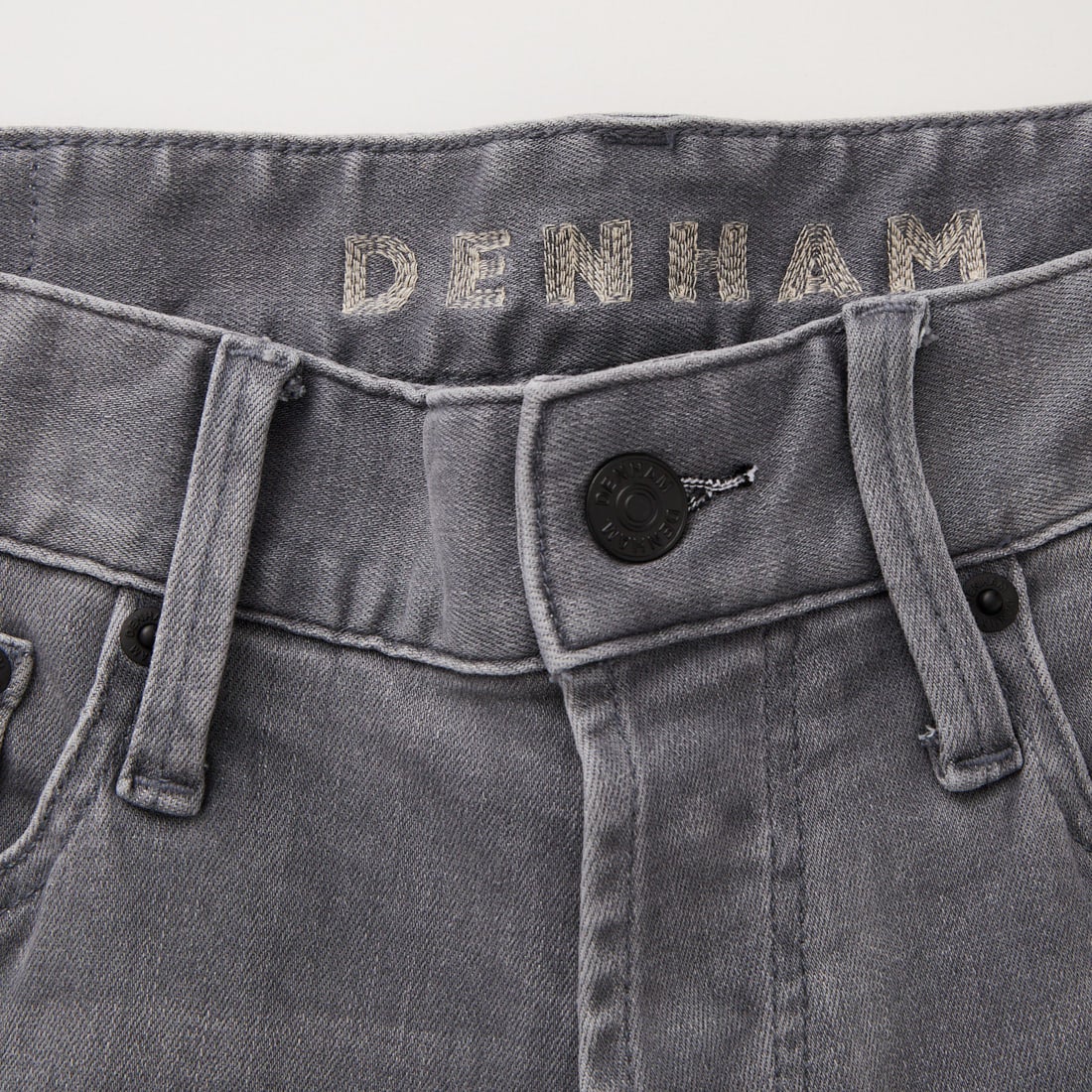 DENHAM [デンハム] スリムフィットジーンズ RAZOR [RAZOR-FMGRY-CS] GREY
