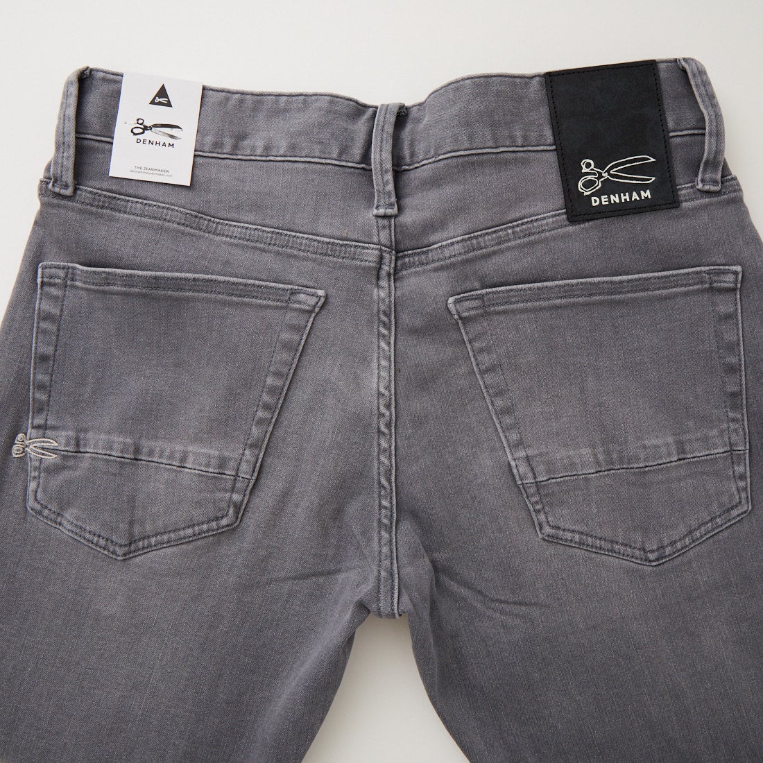 DENHAM [デンハム] スリムフィットジーンズ RAZOR [RAZOR-FMGRY-CS] GREY