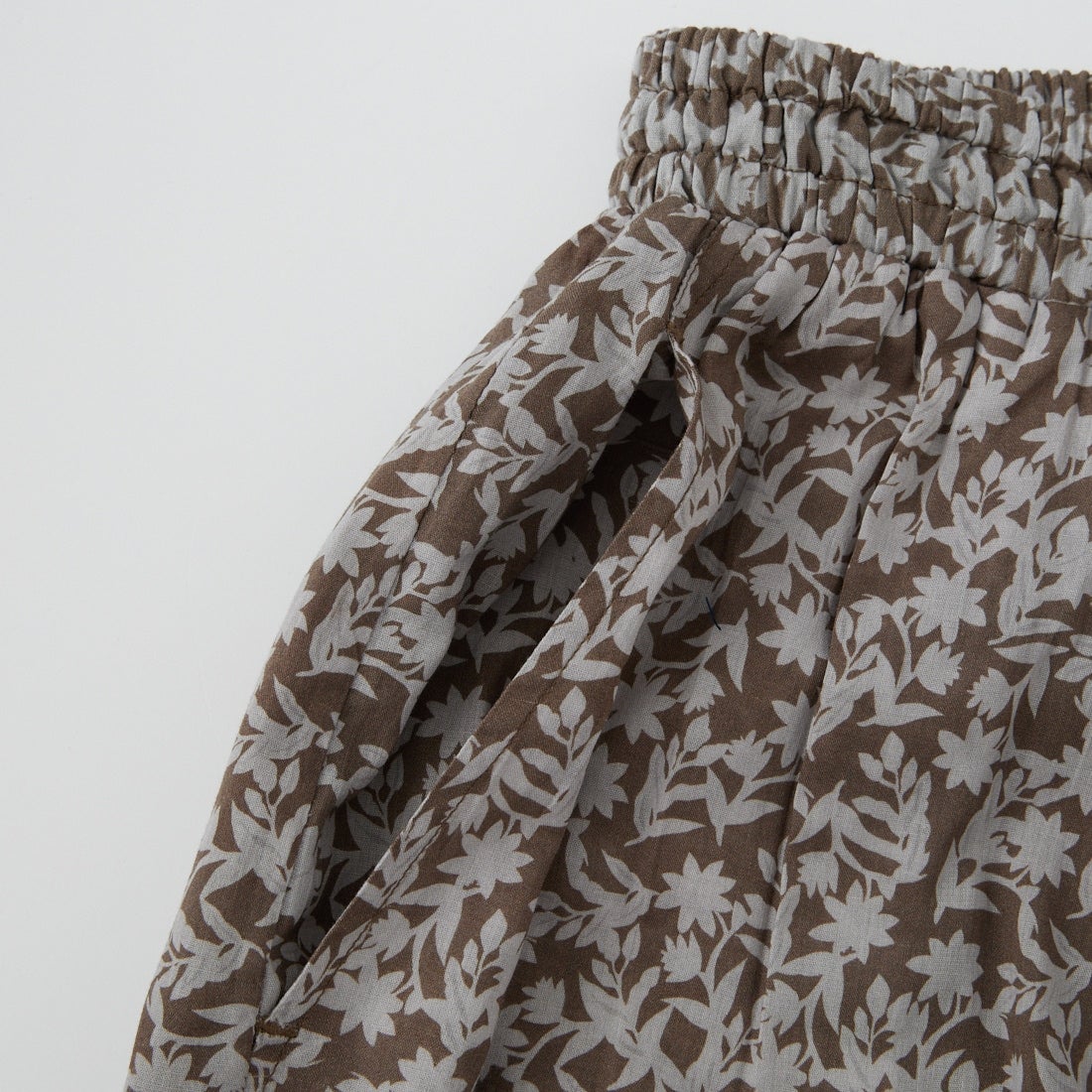 soil [ソイル] コットンボイル 2トーンフラワープリント ワイドイージーパンツ [NSL26075] 9340 GREY