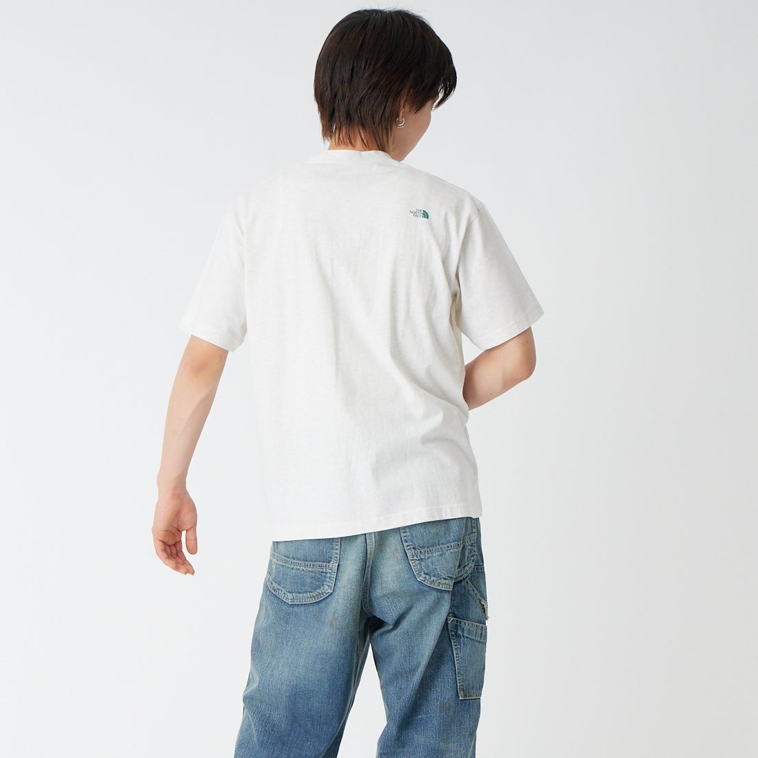 THE NORTH FACE [ザ ノースフェイス] GARスモーラー タイポグラフィックショートスリーブTシャツ [NT32667] WX &&モデル身長：177cm 着用サイズ：M&&